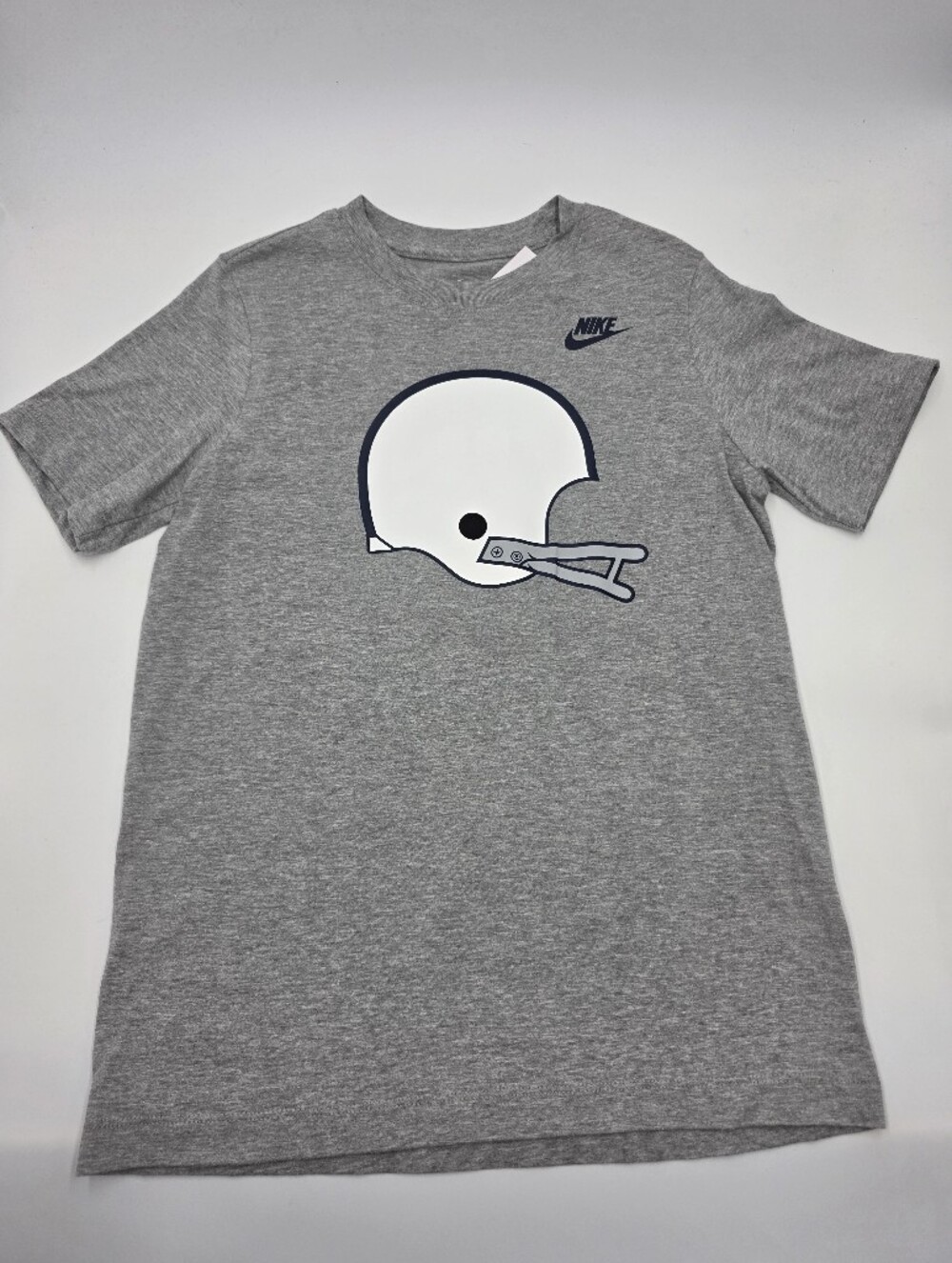 NEW Nike boys' Penn State football tee size L
